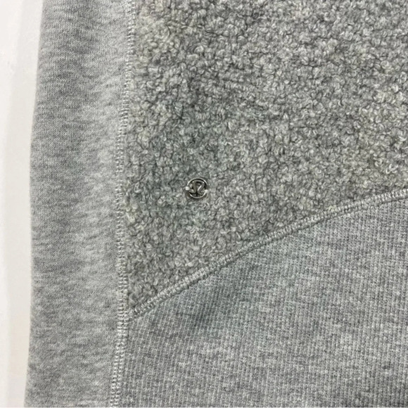 Lululemon Stand Out Sherpa Jacket Grey Size 8 - Picture 3 of 8